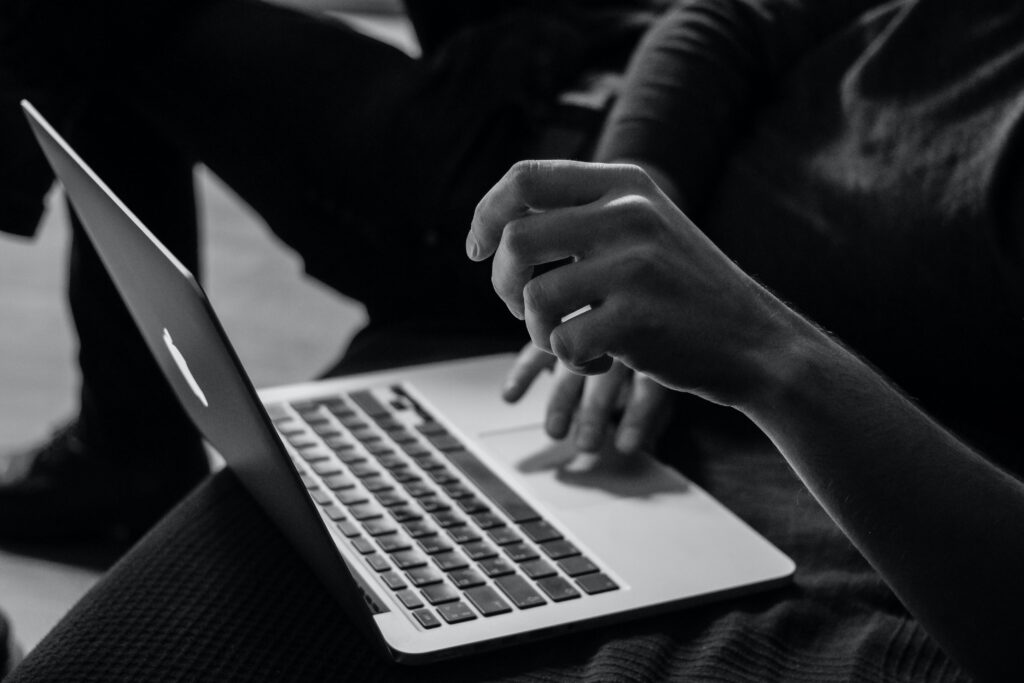 Les Bienfaits Et Les Pièges Des Applications De Rencontres Les Bienfaits Et Les Pièges Des Applications De Rencontres